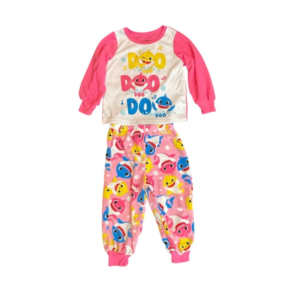 Baby Shark Girls‎ Fleece 2T Pink Pajama Set Two Piece, Pinkfong